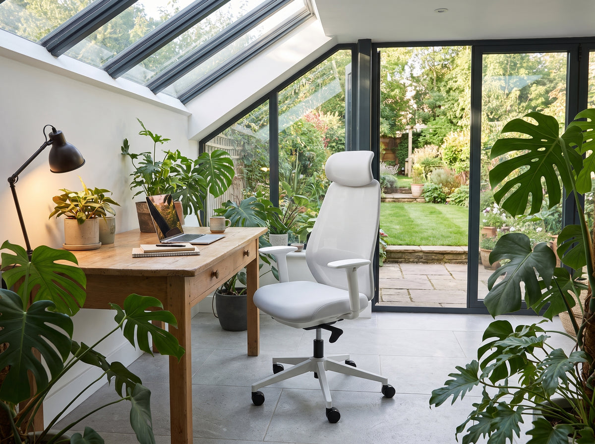 082A Ergonomic Chair